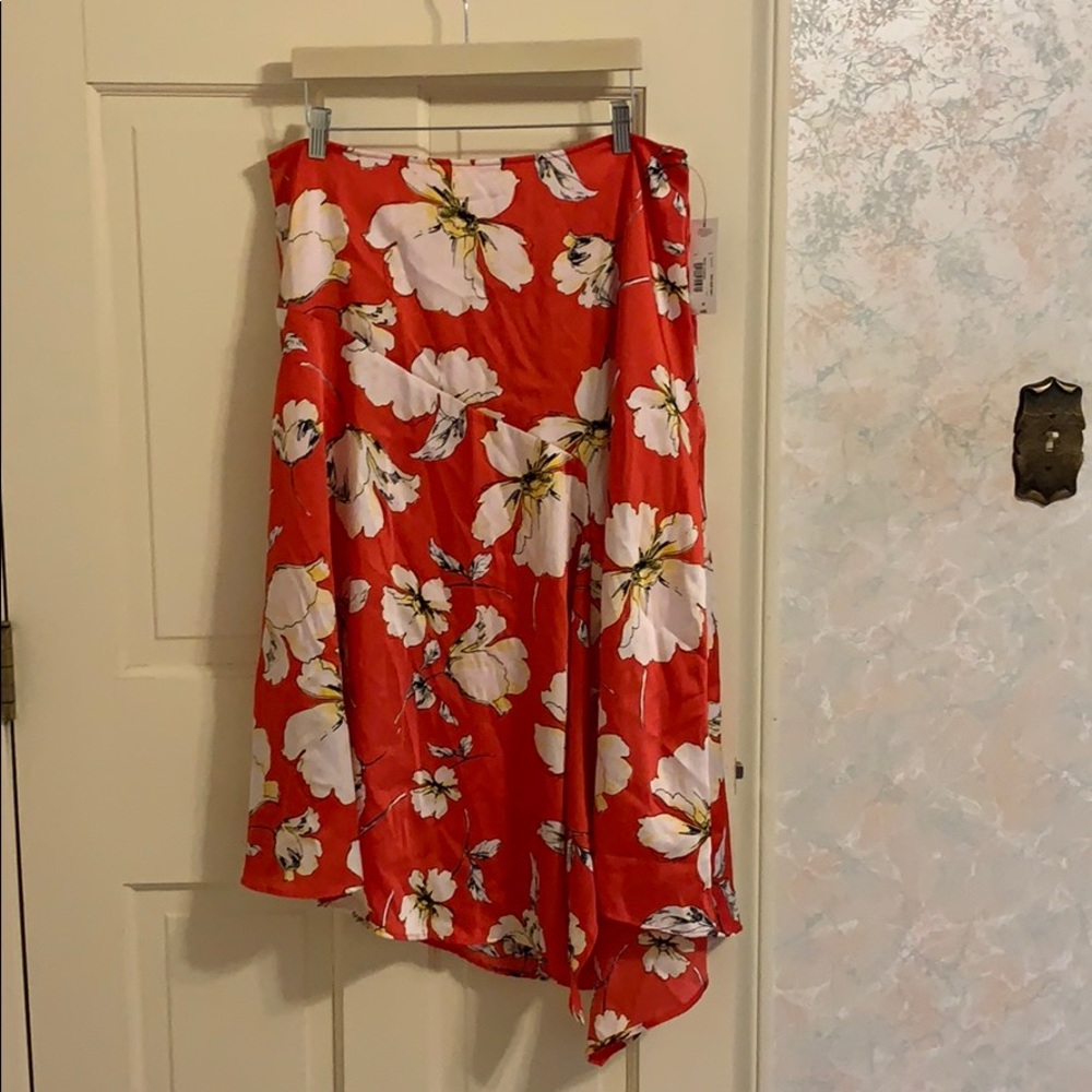 Skirt size 16